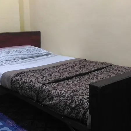 Furnished Near Bkc, Airport & Santacruz Mumbai