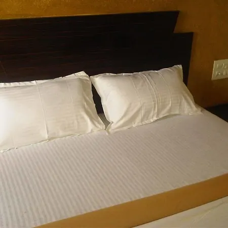Ascot Guest house 2*