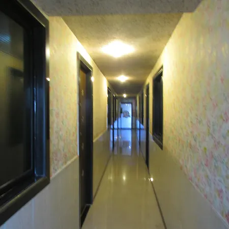 Om Residency 3* Mumbai