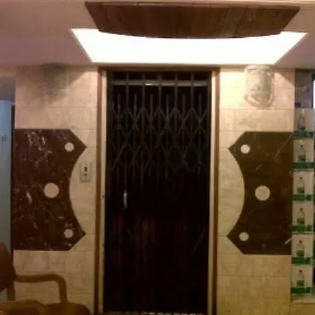 Oyo 28893 Gulf Hotel Mumbai
