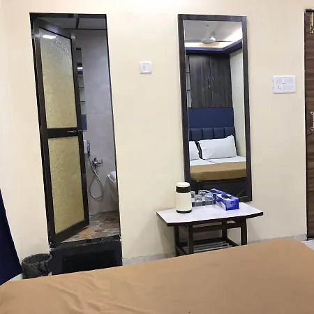 Hotel Shalimar Palace