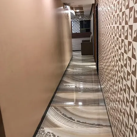 Hotel Shalimar Palace