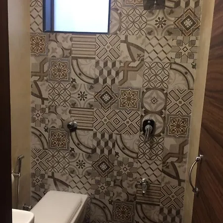 Hotel Antique - Colaba *