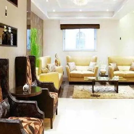 Hotel Suba Palace Near Gateway Of India 4*