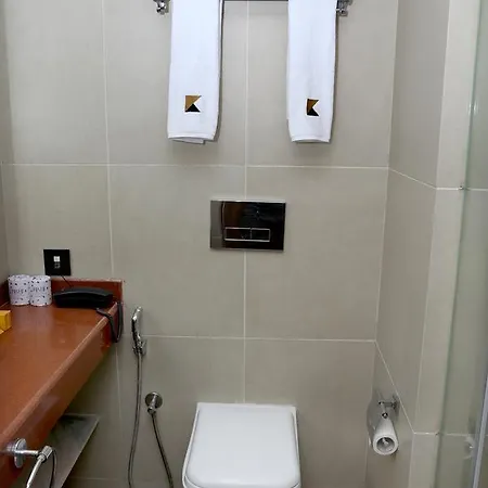 Hotel House Andheri East,