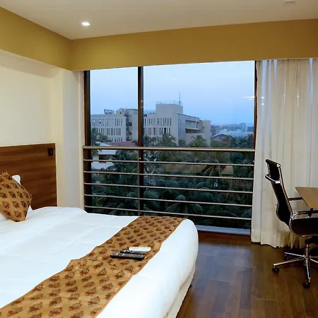 Hotel House Andheri East,