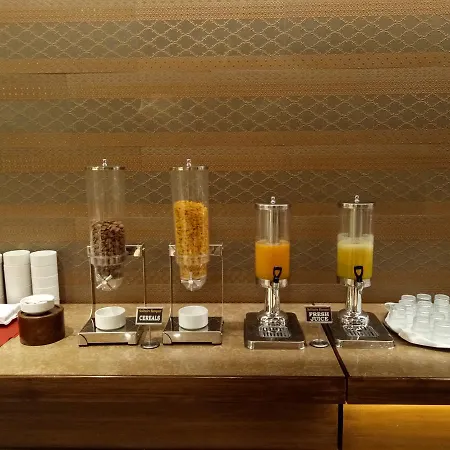 The Grandeur Boutique Hotel
