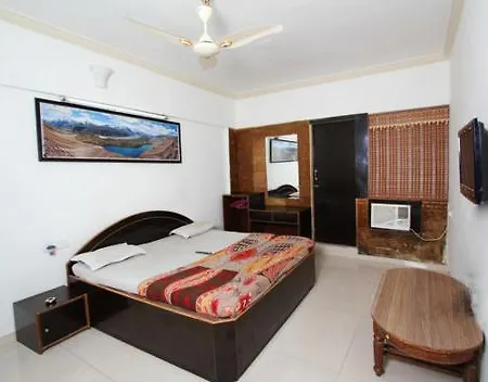 Maangta 111 @ Andheri East 3*