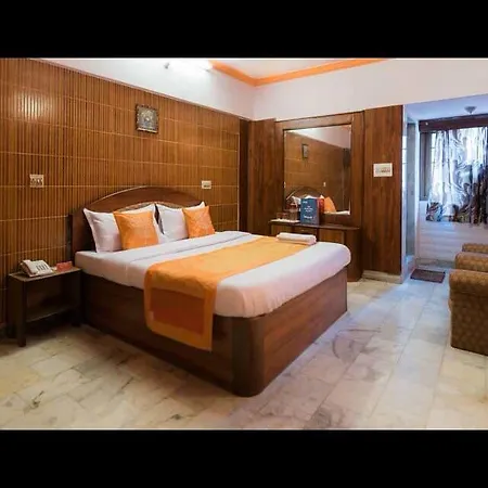 Hotel Maangta 111 @ Andheri East