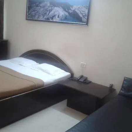 Maangta 111 @ Andheri East 3* Mumbai