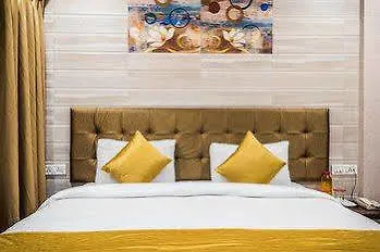 Hotel Bloom Residency
