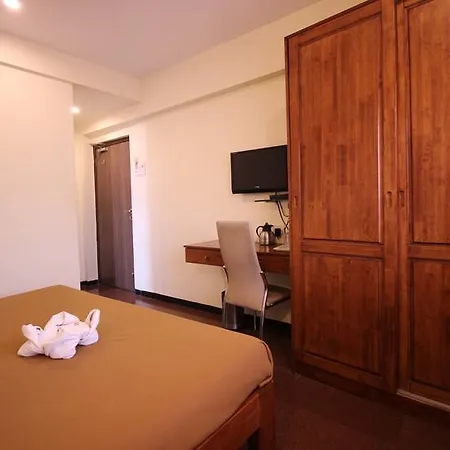 Hotel Maangta 132 @ Parle West Mumbai