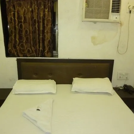 Maangta 136 @ Cst Bed & Breakfast