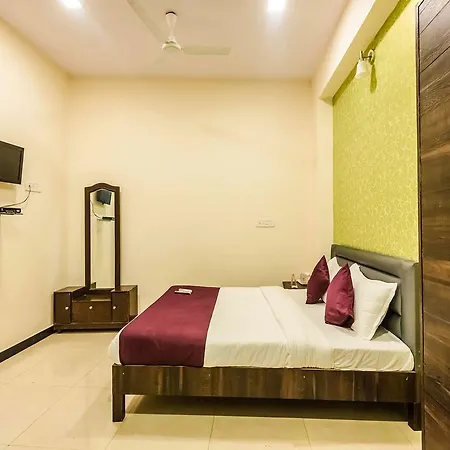 Maangta 107 @ Andheri East Hotel Mumbai
