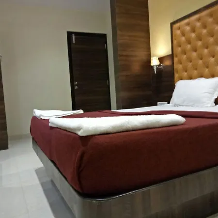 Silver Elite Hotel