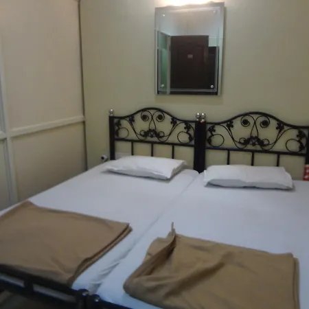Kohinoor Lodge