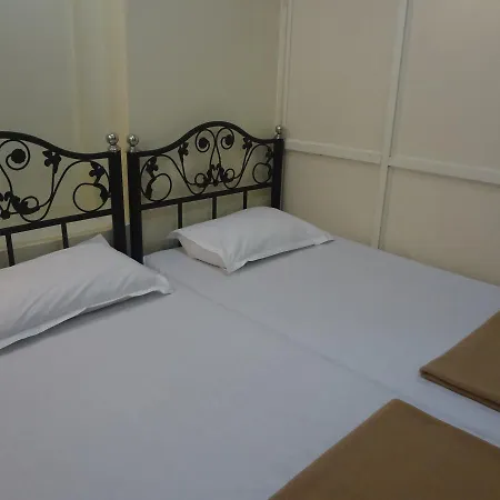 Lodge Kohinoor Mumbai