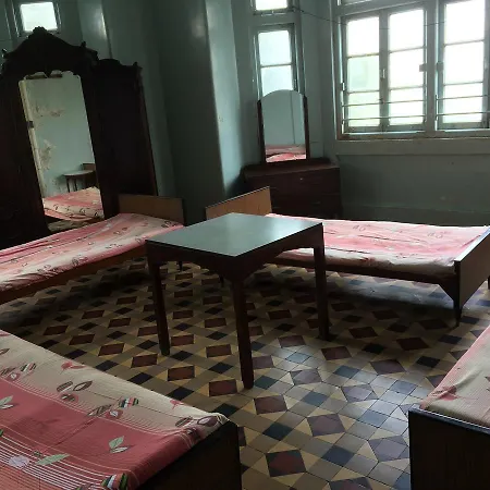 Modern Hindu Hostel