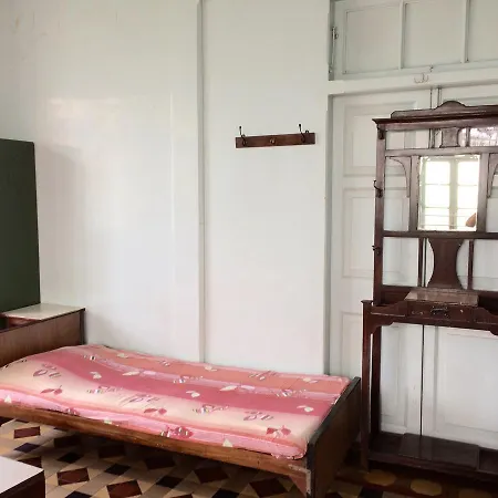 Hostel Modern Hindu