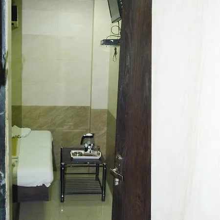 National Residency Hotel 3*