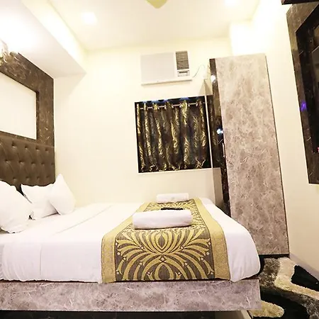 Onyx Residency Hotel 3*