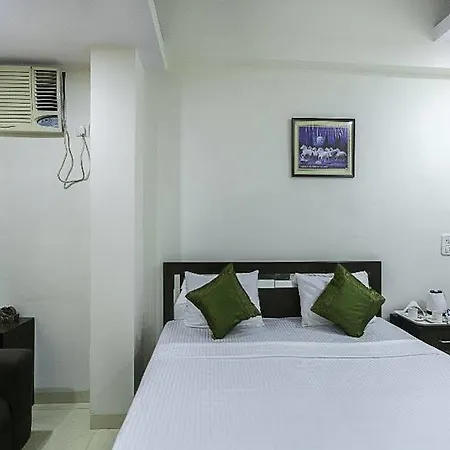 Fabhotel Midaas Comforts Hotel