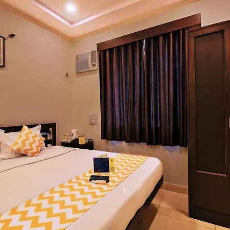 Fabhotel Midaas Comforts Hotel 3*