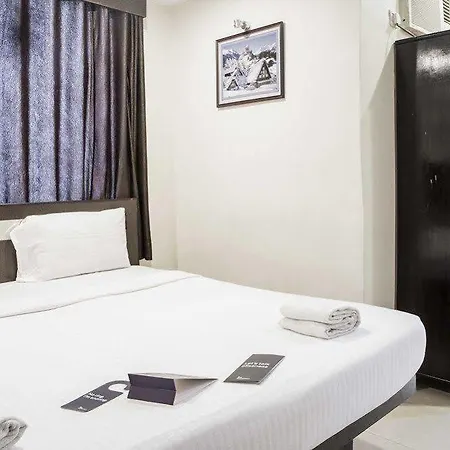Fabhotel Midaas Comforts Hotel 3*