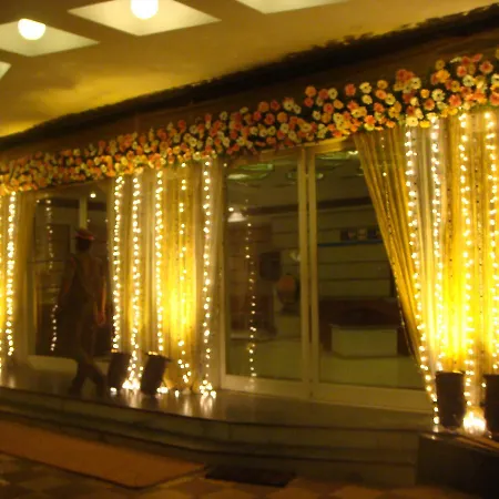 Atithi Hotel 2*