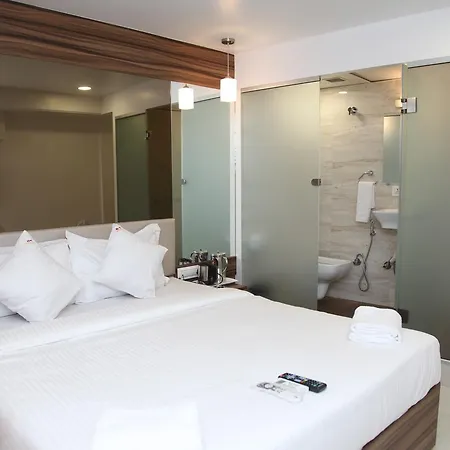 Aboos Lucky Galaxy Hotel 3*