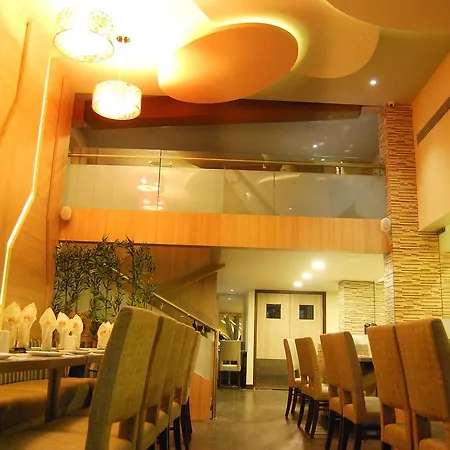 Aboos Lucky Galaxy Hotel
