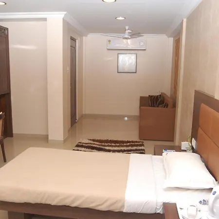 Hotel Haredia 3*