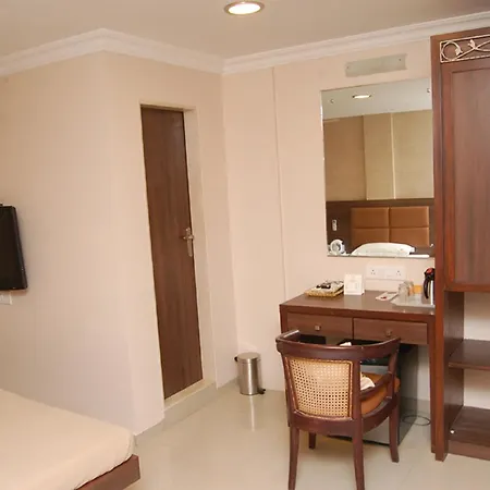 Hotel Haredia 3*