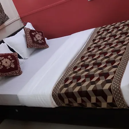 Fafali * Mumbai