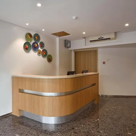 Hotel Leafio-near Airport 3*