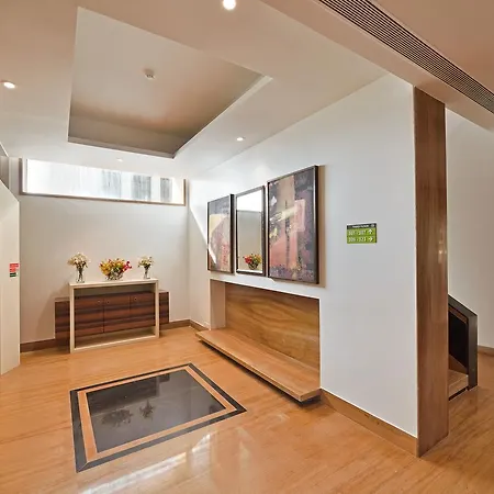 Hotel Leafio-near Airport 3*