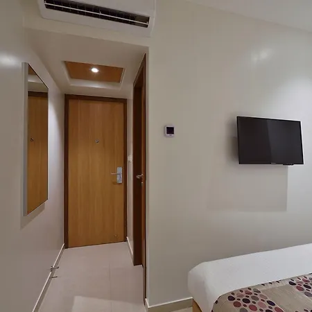 Hotel Leafio-near Airport 3*