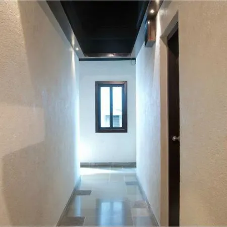 Hotel Kumkum 2*