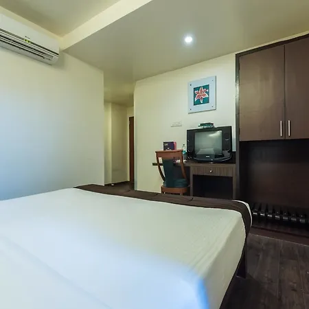 Fabhotel Savoy Airport 3* Mumbai