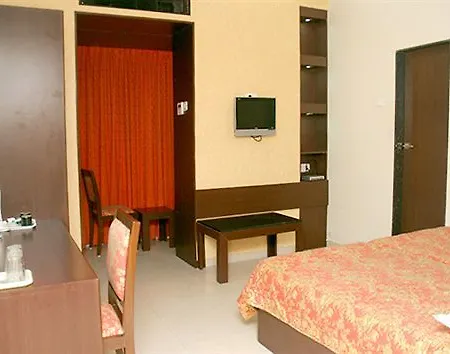 Hotel Harbour View Colaba 3*