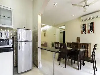 Hotel Fabhotel Sai Prasad 3*