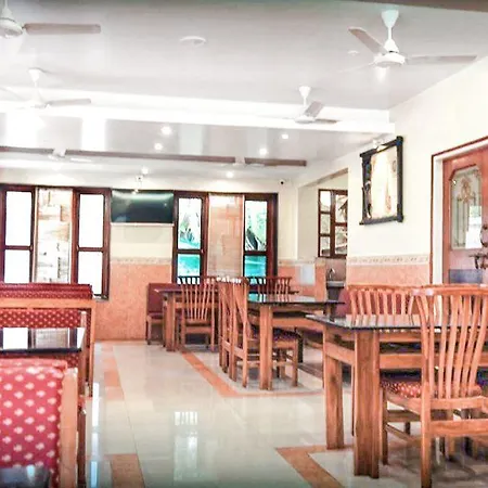 Boutique In Shrivardhan, By Guesthouser 27507 *