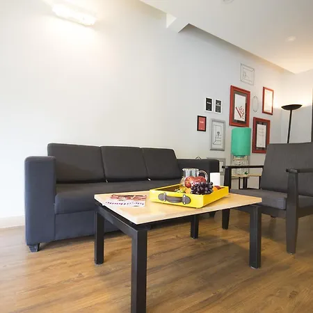 Hotel Oyo Townhouse 16 International Airport Mumbai