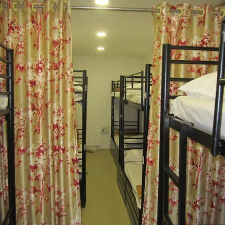 Hostel Restwel - Male Only *