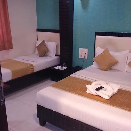 Avenue Hotel