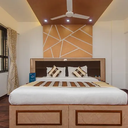 Mina International Hotel 3*