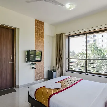 Siesta Sai Prasad * Mumbai