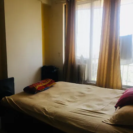 Bed & Breakfast Symphony
