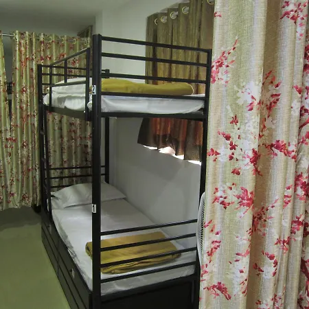 Restwel - Male Only Hostel
