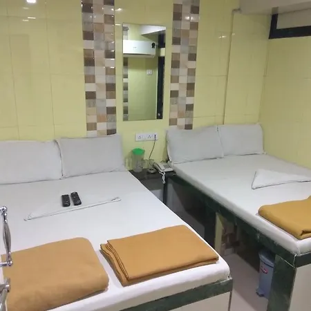 Hotel Al Muaaviya *